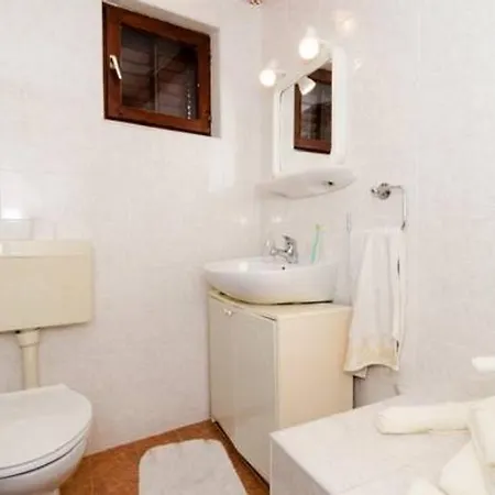 Apartment Butijer *